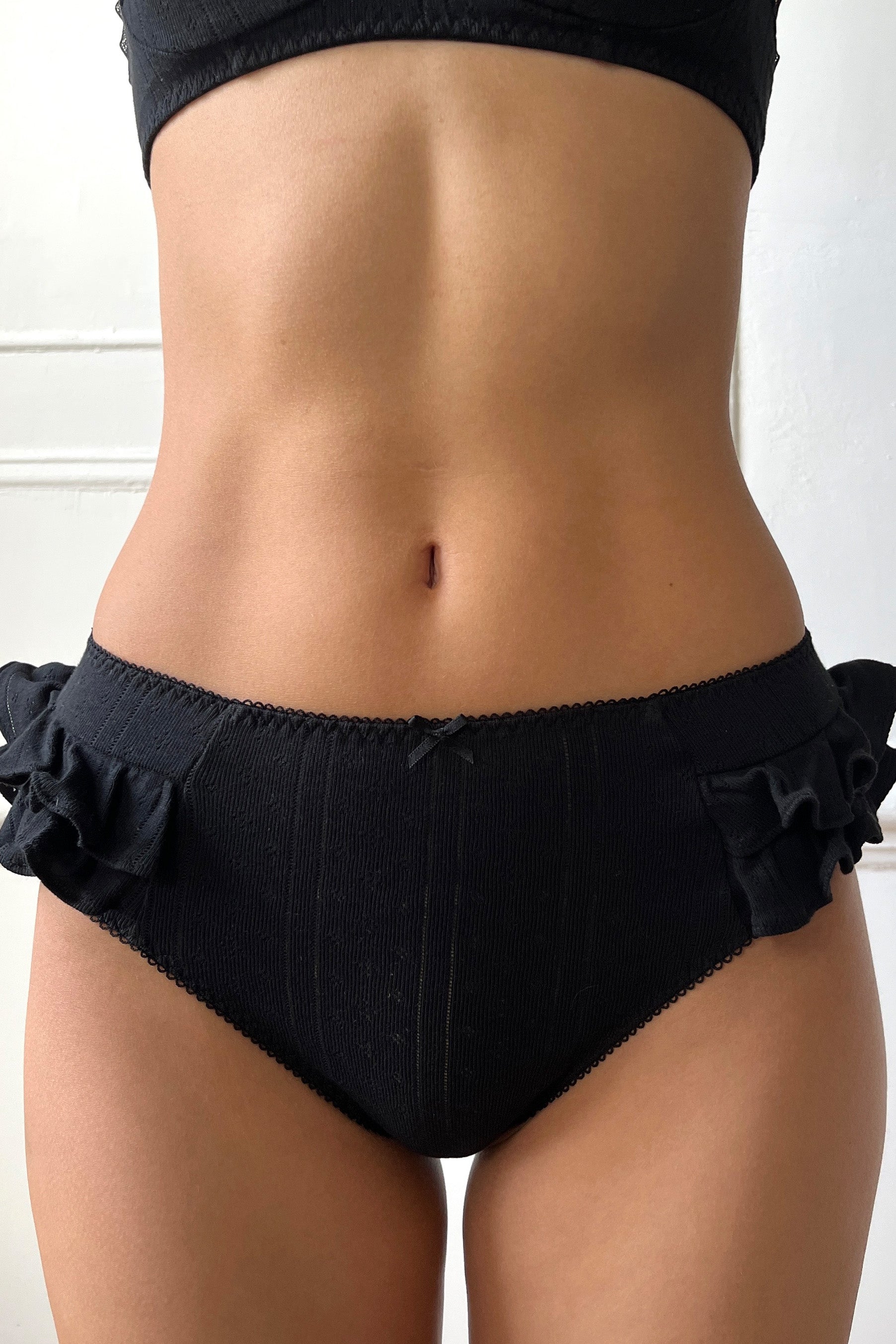 The Butterfly Cozy Black