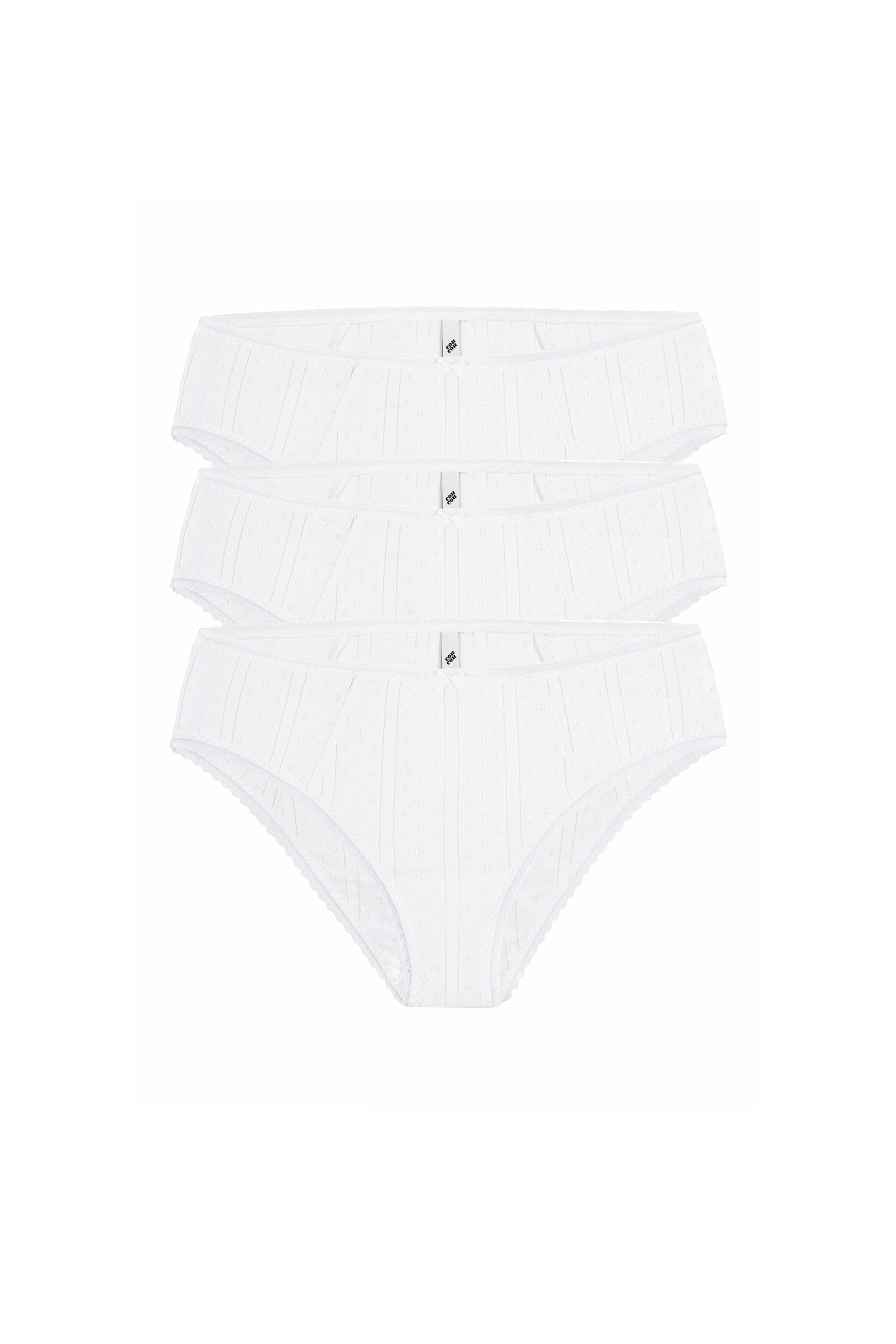The Cozy Brief: Mix n' Match