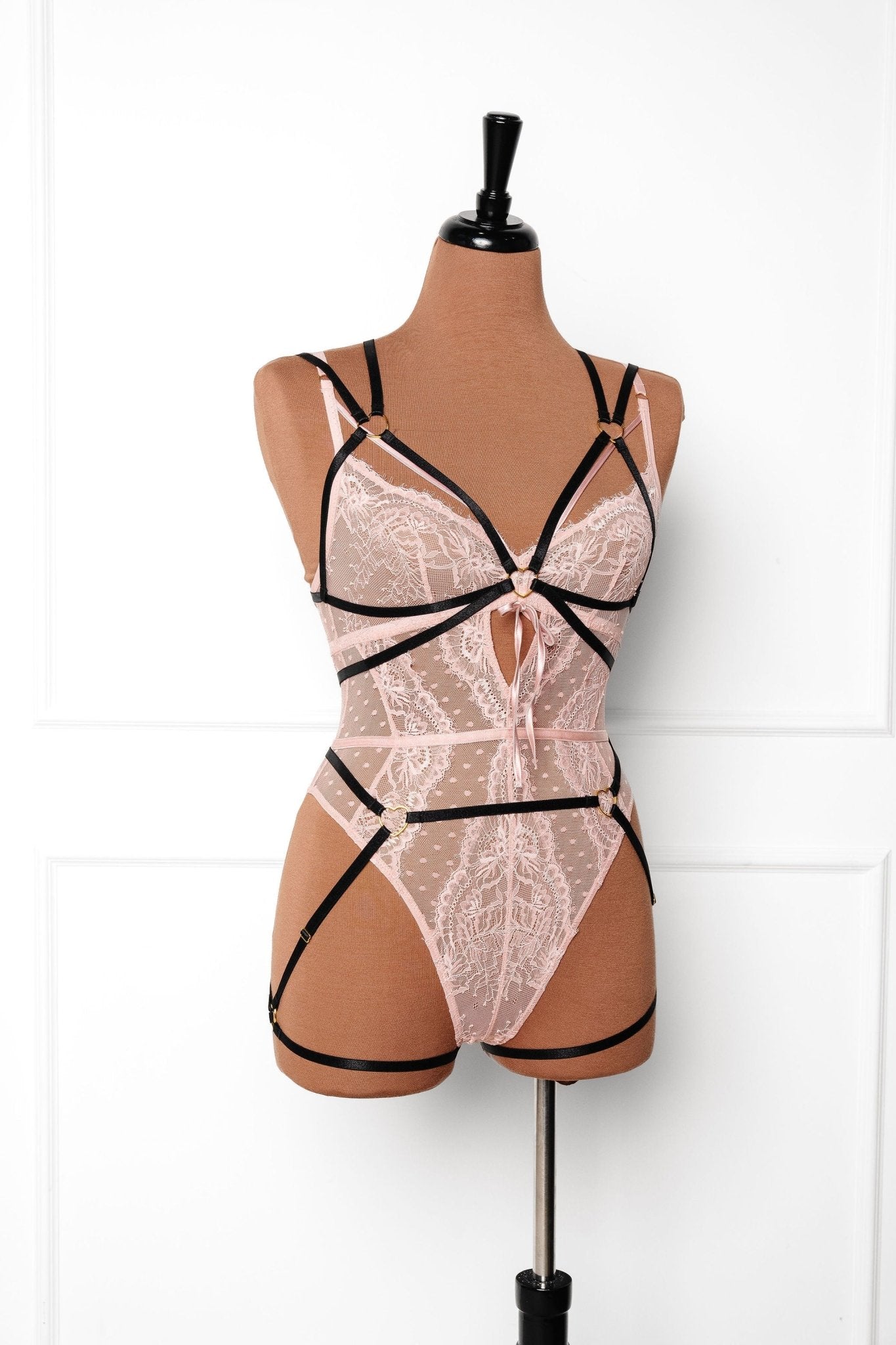 Strappy Heart Harness Top - Black 16 Strappy Heart Harness Top - Black