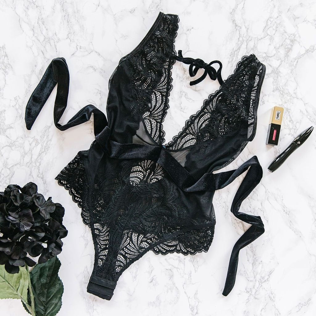 Lacy Plunge Teddy - Black