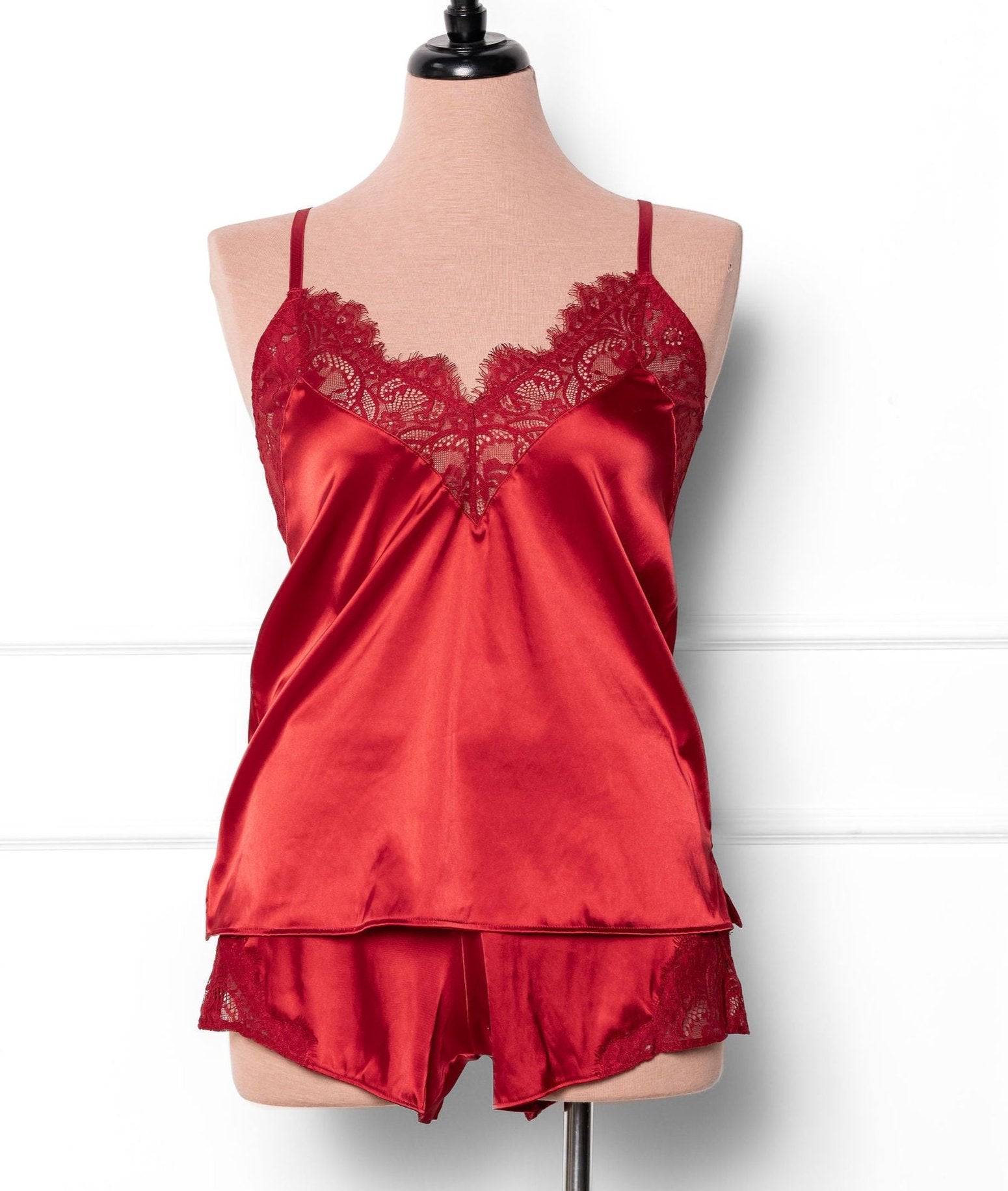 Satin & Eyelash Lace Short - Red 6 Satin & Eyelash Lace Short - Red
