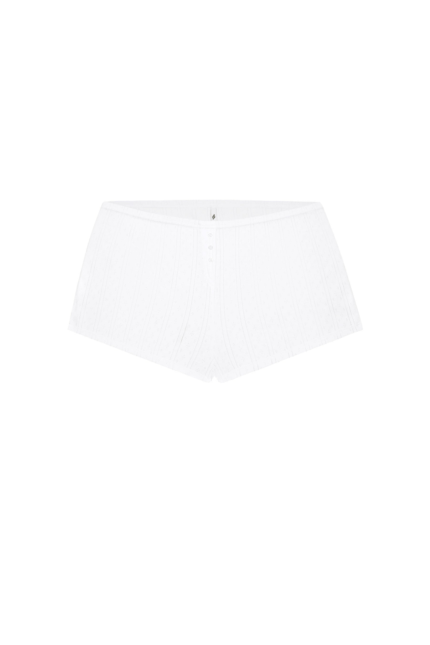 The Short White 3 The Short White